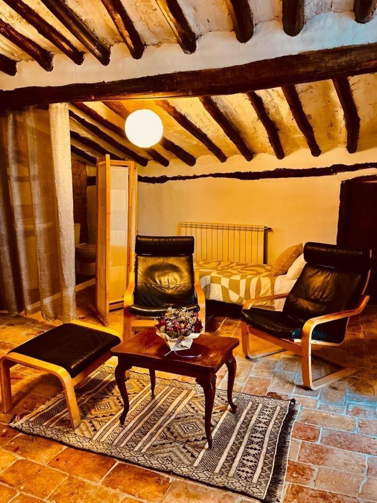 La Casa Magica Hostel Villatuerta Kültér fotó